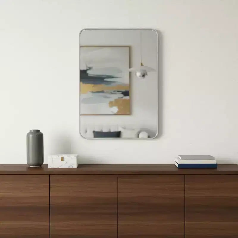 HomeRoots Miroir d'appoint encadré en aluminium argenté 36 po