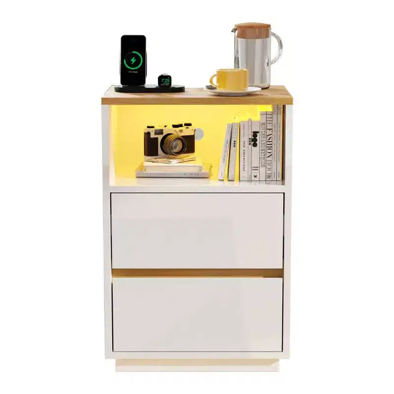 Table de chevet Karl Home 39,9 cm, blanc brillant et chêne, panneau de particules P2 15 mm, 2 tiroirs, bande LED RGB, prise US (2 USB + 2 CA)