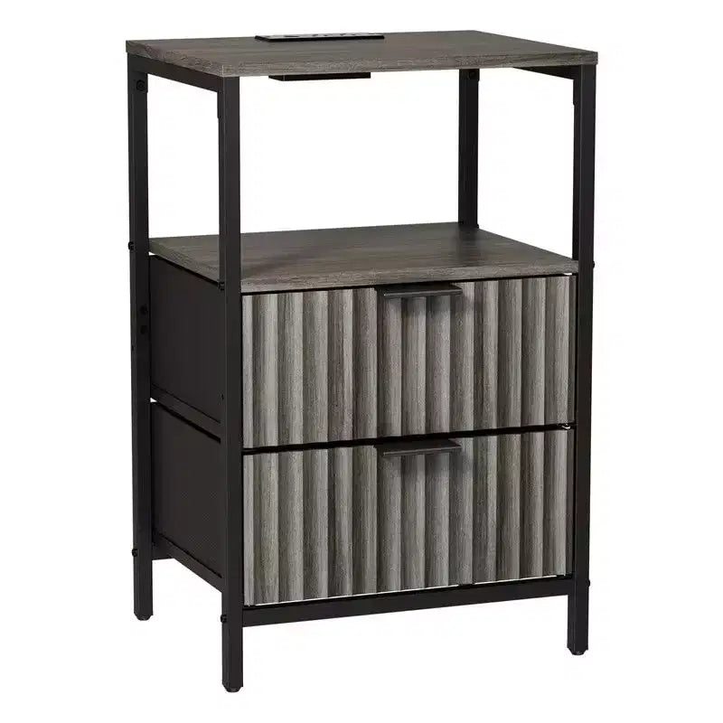 Table de chevet Karl Home de 38 cm de large - 2 tiroirs, 1 étagère, prise américaine