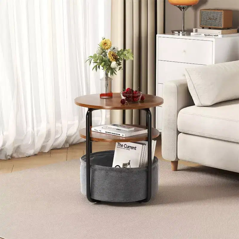 Table d'appoint ronde à 3 niveaux avec panier de rangement en tissu amovible, cadre en fer robuste, montage facile, poste de travail compact pour salon et chambre à coucher