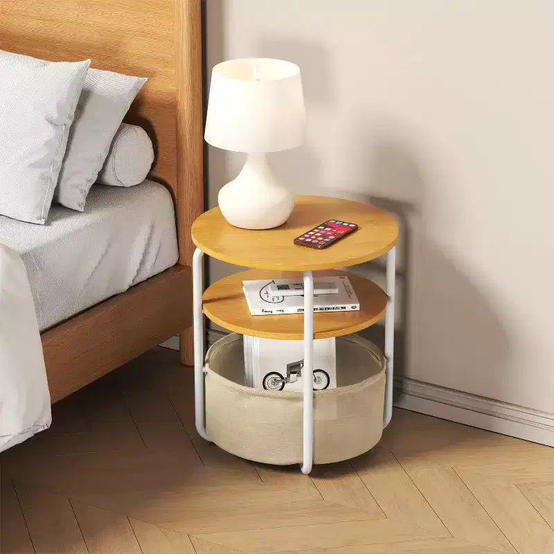 Table d'appoint ronde à 3 niveaux avec panier de rangement en tissu amovible, cadre en fer robuste, montage facile, poste de travail compact pour salon et chambre à coucher