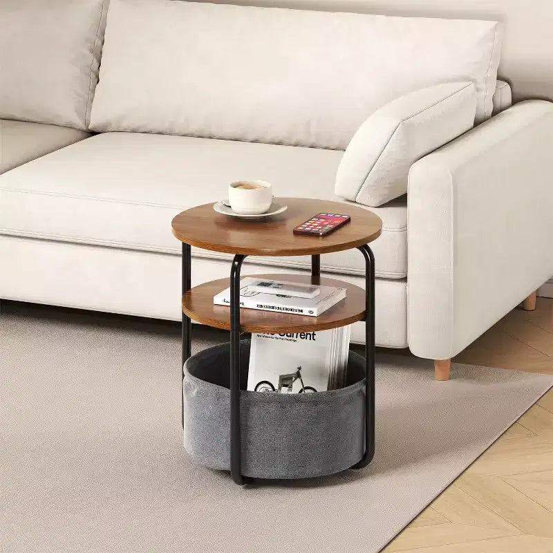 Table d'appoint ronde à 3 niveaux avec panier de rangement en tissu amovible, cadre en fer robuste, montage facile, poste de travail compact pour salon et chambre à coucher
