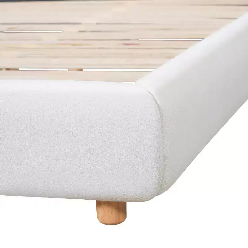 Cadre de lit plateforme rembourré Queen/King Size Lit profil bas avec tête de lit capitonnée à oreilles, Blanc - ModernLuxe