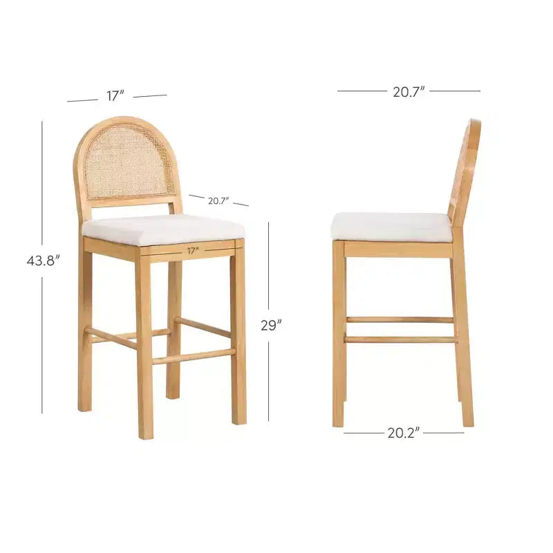 Tabouret de bar à hauteur de comptoir Nathan James Bailey avec dossier incurvé, bois de chêne naturel, rotin, bouclette crème : Rembourré, capacité de 136 kg