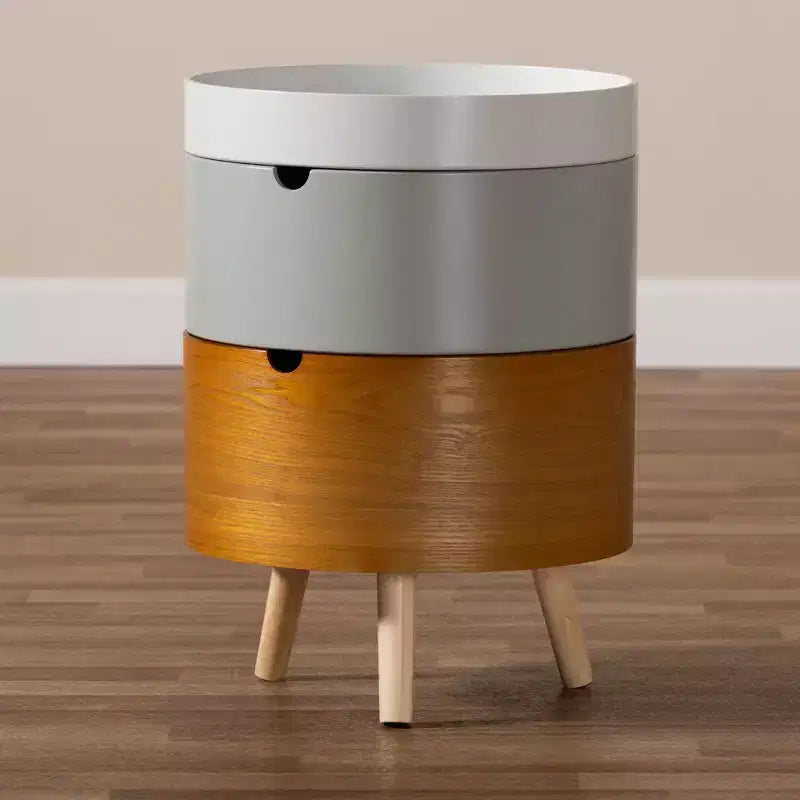 Table de chevet Elison en bois blanc à 3 niveaux - Baxton Studio : Table de chevet de style moderne du milieu du siècle avec rangement et plateau amovible