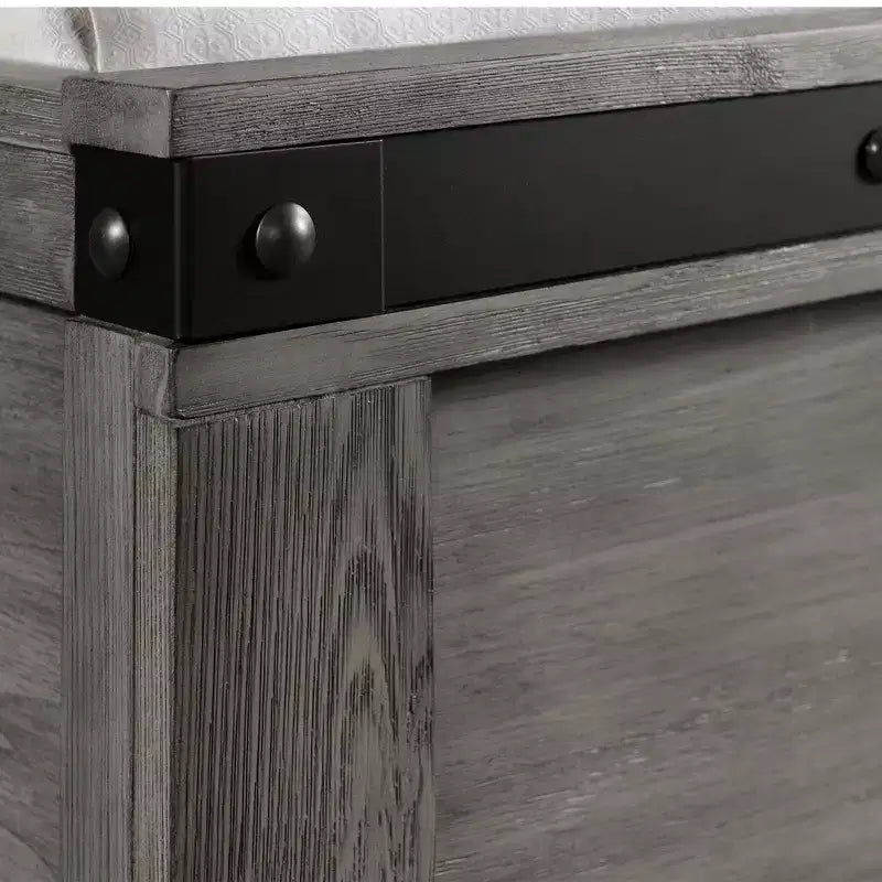 Ensemble de chambre à coucher 6 pièces King Montauk avec panneau gris - Picket House Furnishings : Comprend une commode, un chiffonnier et une table de chevet