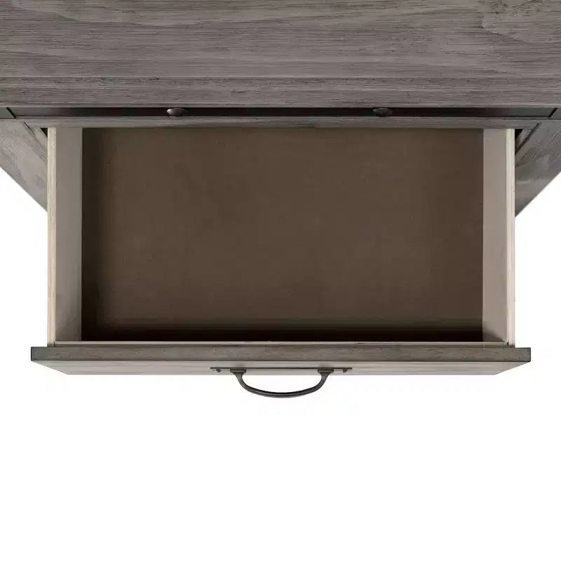 Ensemble de chambre à coucher 6 pièces King Montauk avec panneau gris - Picket House Furnishings : Comprend une commode, un chiffonnier et une table de chevet