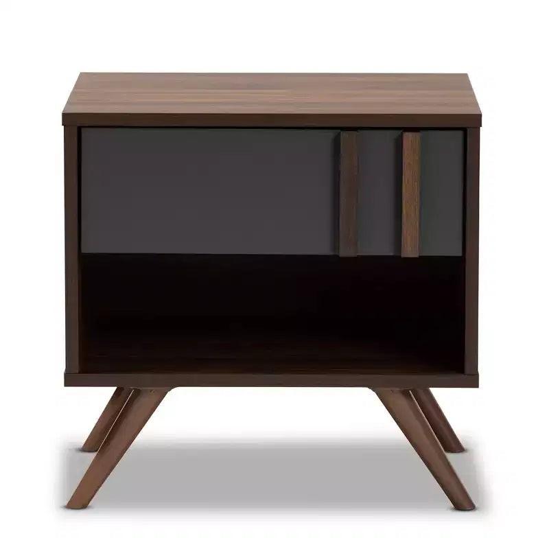 Table de chevet Naoki bicolore en bois à 1 tiroir gris/noyer - Baxton Studio : Rangement à côté du lit, pieds évasés, design rétro