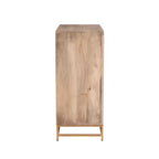 Meuble de rangement Gordon avec porte coulissante en rotin naturel, 1 étagère et base en métal doré - Powell