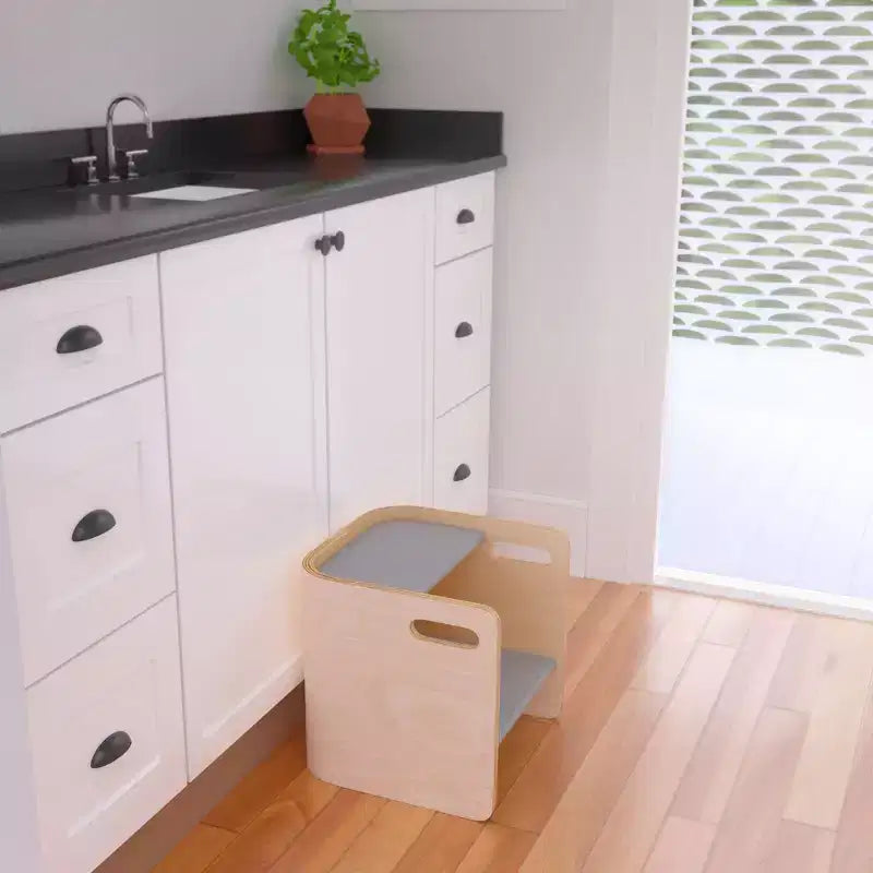 Chaise-cube multifonctionnelle pour tout-petits en bois courbé ECR4Kids, meuble Montessori