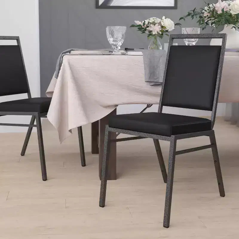 Chaise de banquet empilable Flash Furniture HERCULES avec dossier carré et cadre Silvervein