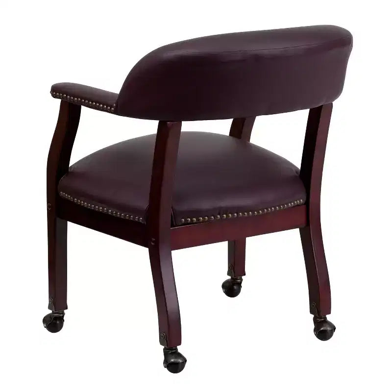 Fauteuil de conférence Emma et Oliver avec clous décoratifs et roulettes