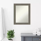 Amanti Art Miroir mural de salle de bain en bois gris Fencepost, étroit, non biseauté, 28,5 x 22,5 po