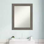 Amanti Art Miroir mural de salle de bain en bois gris Fencepost, étroit, non biseauté, 28,5 x 22,5 po