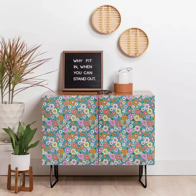 Buffet Schatzi Betty motif floral noyer - Deny Designs