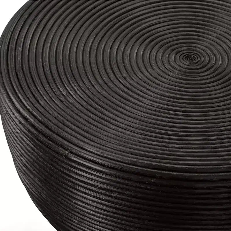 Table d'appoint ronde Uttermost Bongo 22" de large en rotin teinté noir
